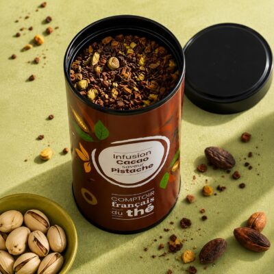 boite metal infusion cacao pistache pose table eclats